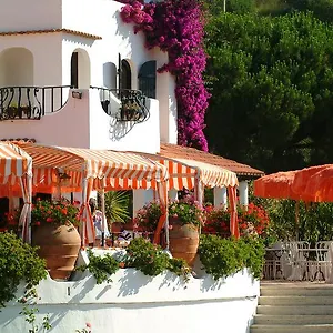 **** Aparthotel Cala Di Mola Italien